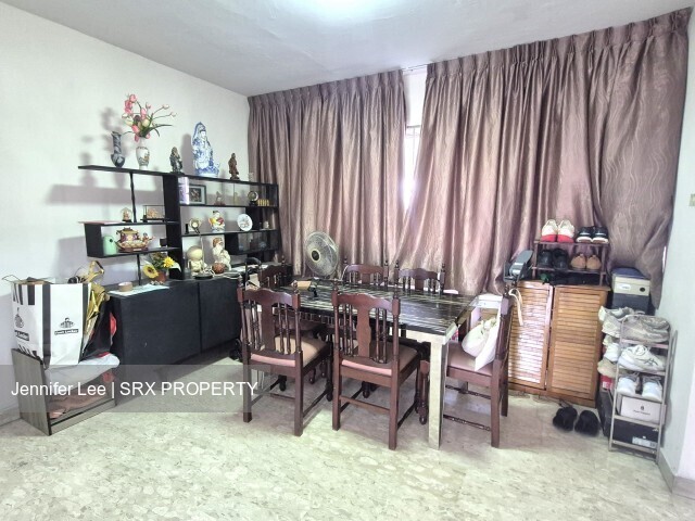 Blk 336 Jurong East Avenue 1 (Jurong East), HDB Executive #554730791